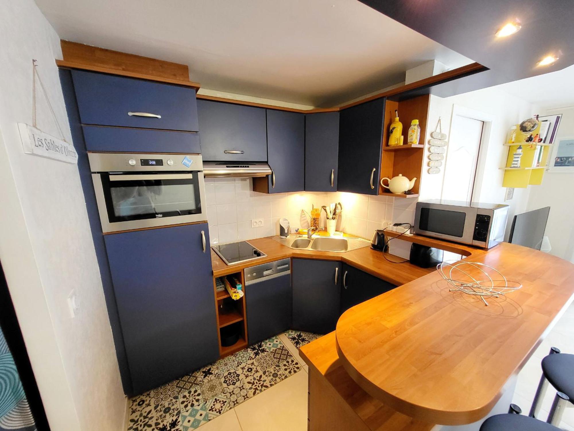 Appartement Moderne Au Centre-Ville, 150M Plage, Wifi, Confort Ideal Pour Familles - Fr-1-92-876 Ле-Сабль-д’Олон Экстерьер фото